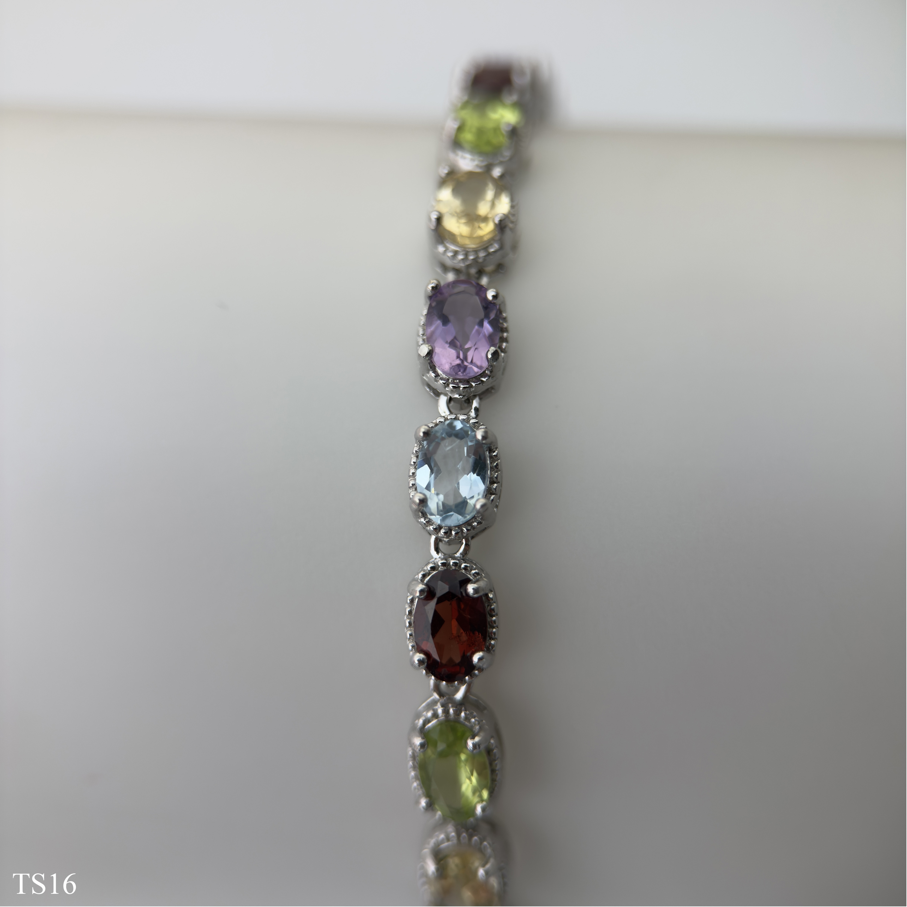 Lắc bạc 925 nữ đính đá tự nhiên topaz, peridot, garnet, thạch anh vàng, thạch anh tím