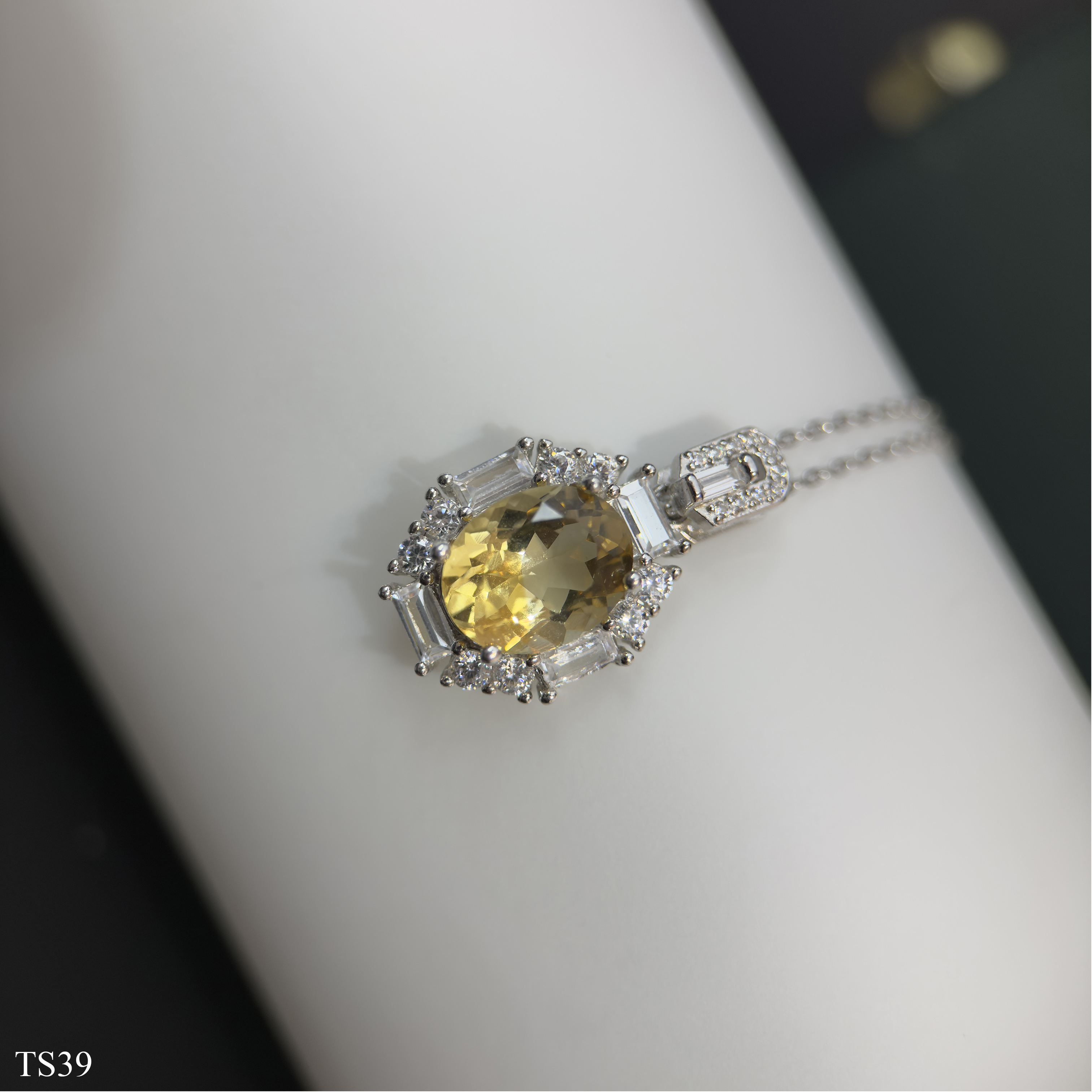 Dây chuyền bạc 925 nữ với đá citrin cắt giác facet