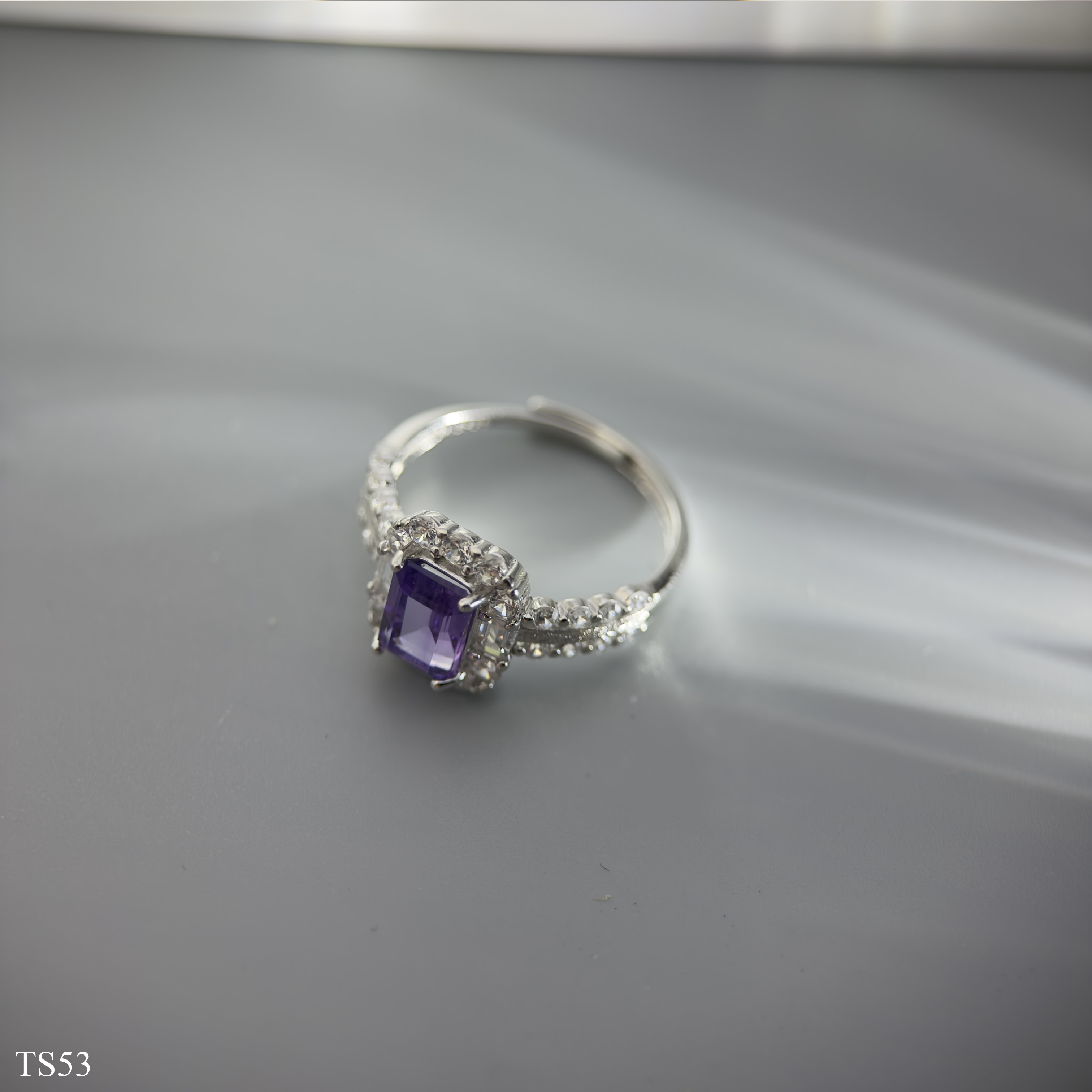 Nhẫn Bạc 925 Đá Thạch Anh Tím Emethisyt Sang Trọng