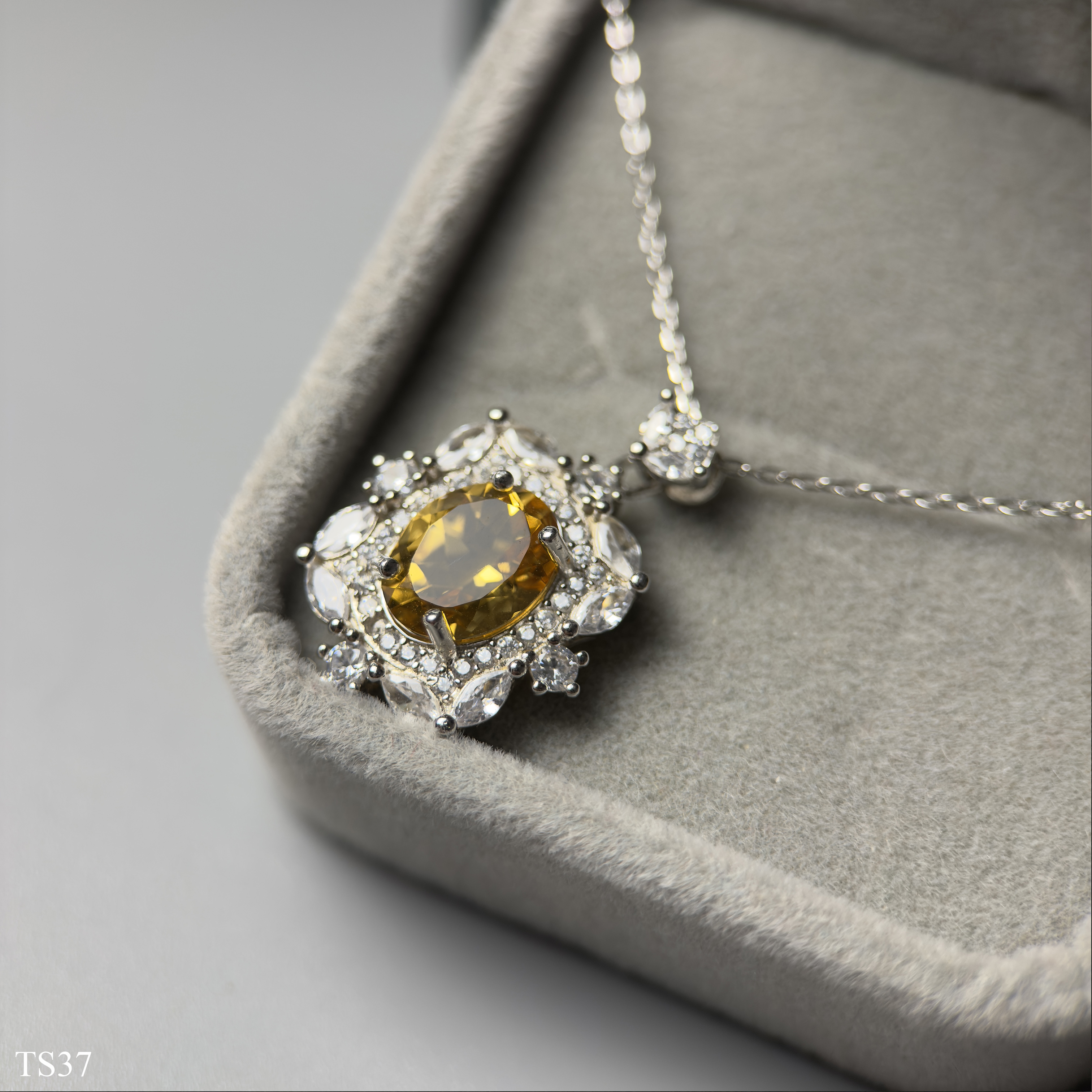 Dây Chuyền Bạc 925 Nữ Đính Đá Citrin Thạch Anh Vàng Tự Nhiên