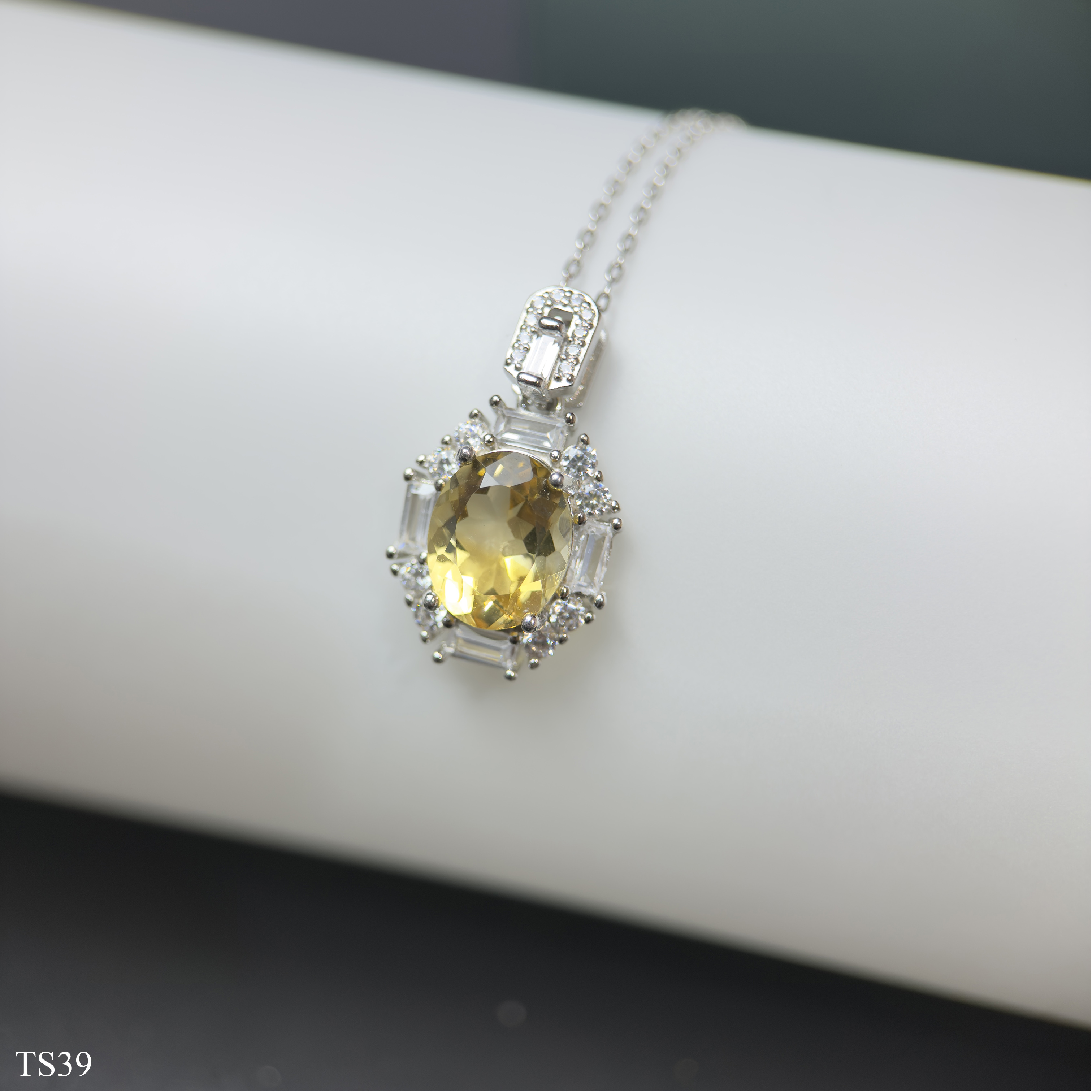 Dây chuyền bạc 925 nữ với đá citrin cắt giác facet