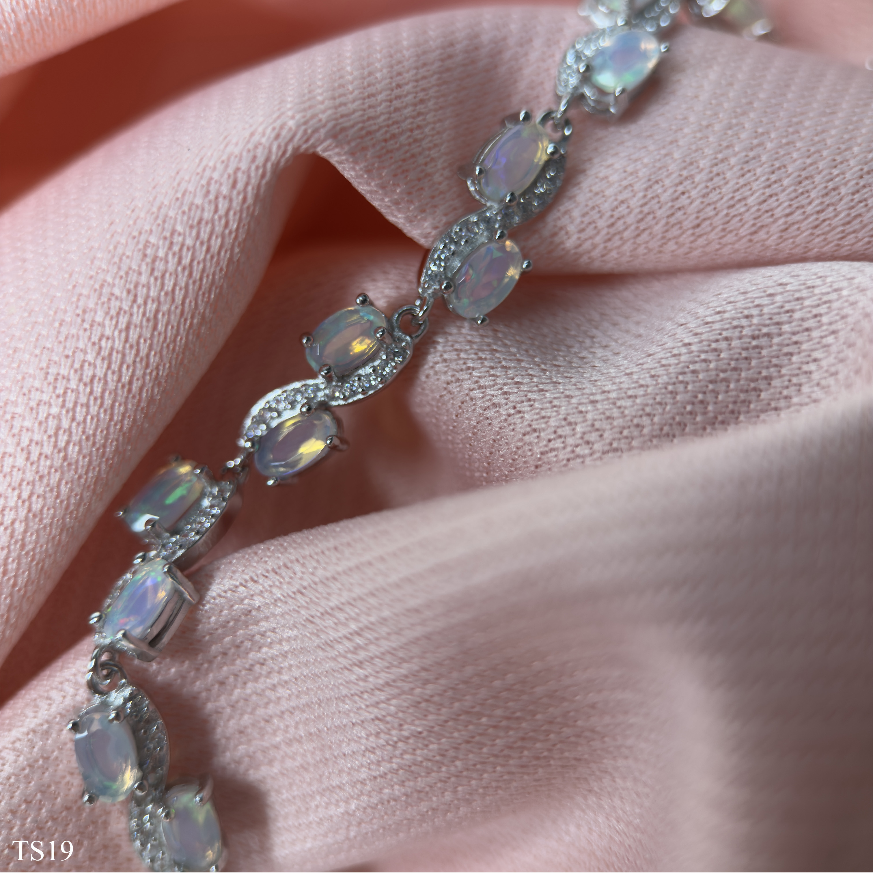 Lắc Bạc 925 Nữ Thiết Kế Uốn Lượn Đá Opaz