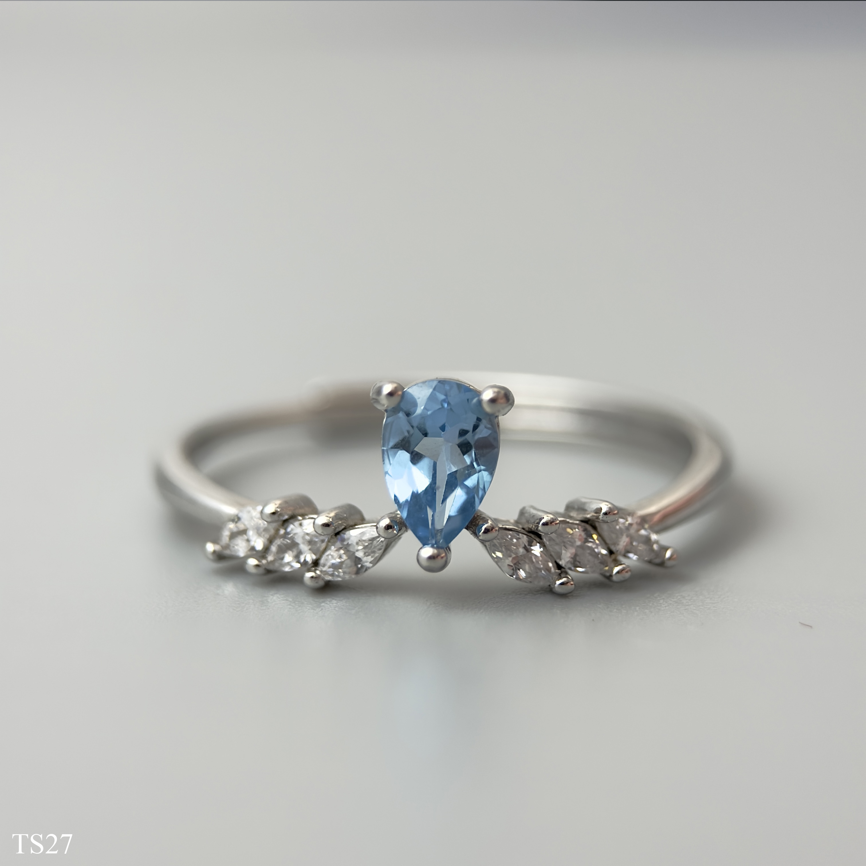 Nhẫn Nữ Topaz Xanh Facet Bạc 925 Giọt Nước