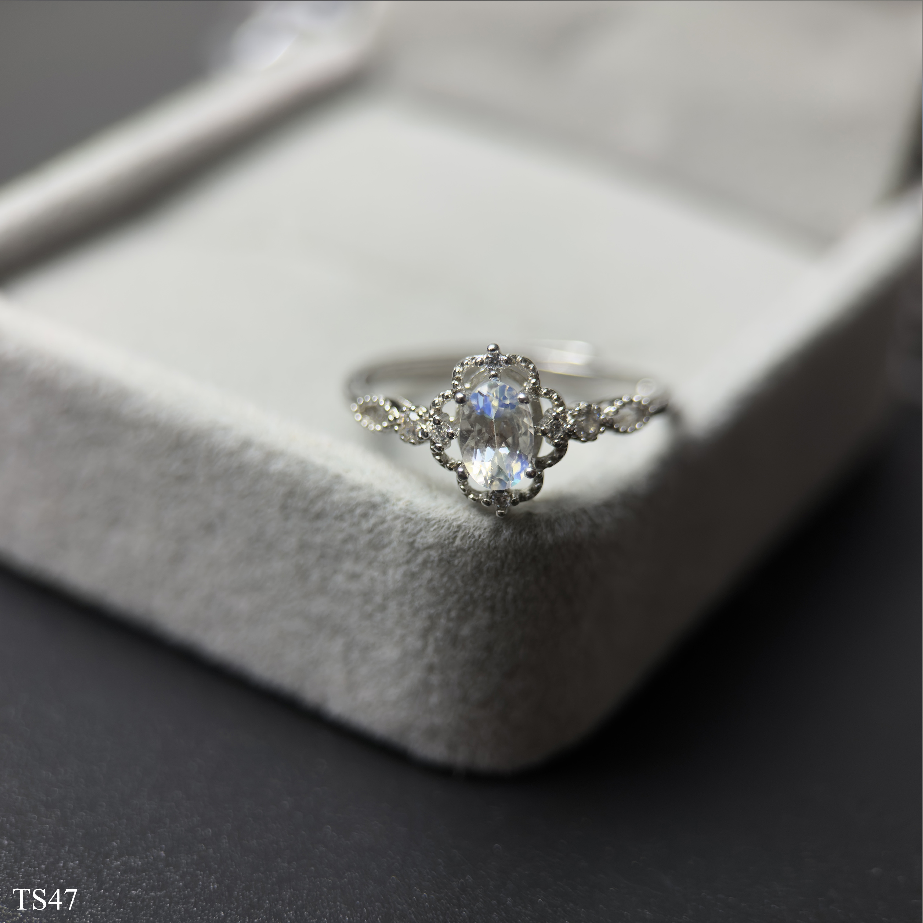 Nhẫn Bạc 925 Nữ Freesize Đá Mặt Trăng Moonstone