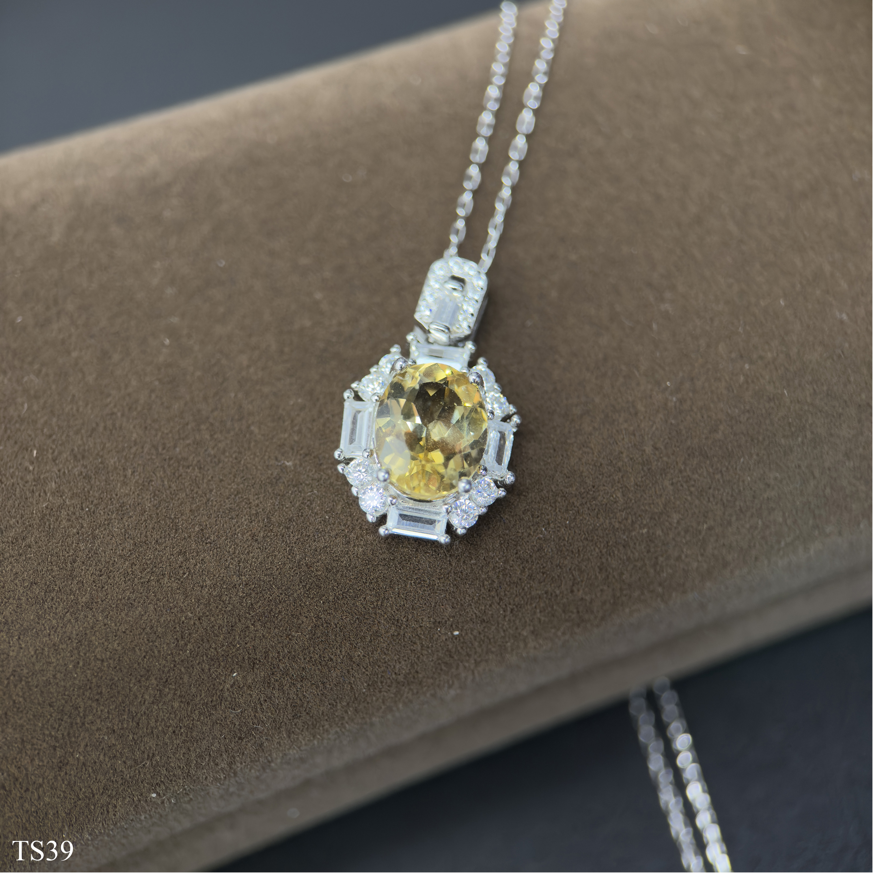 Dây chuyền bạc 925 nữ với đá citrin cắt giác facet