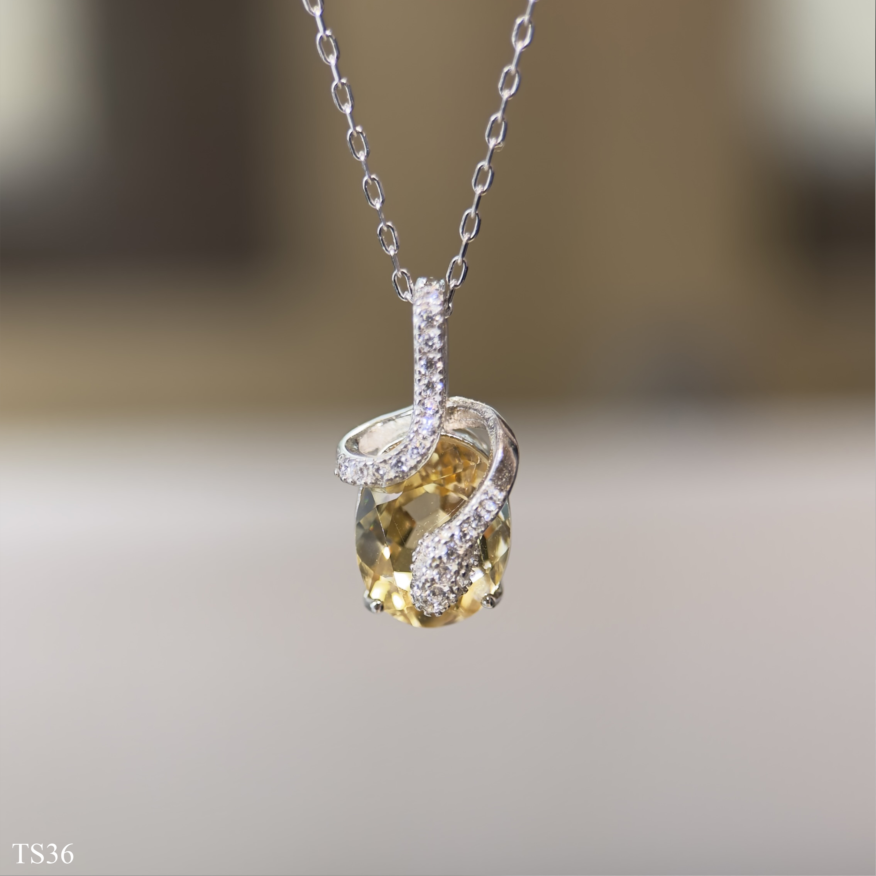 Dây chuyền bạc 925 nữ với đá thạch anh vàng tự nhiên và thiết kế rồng