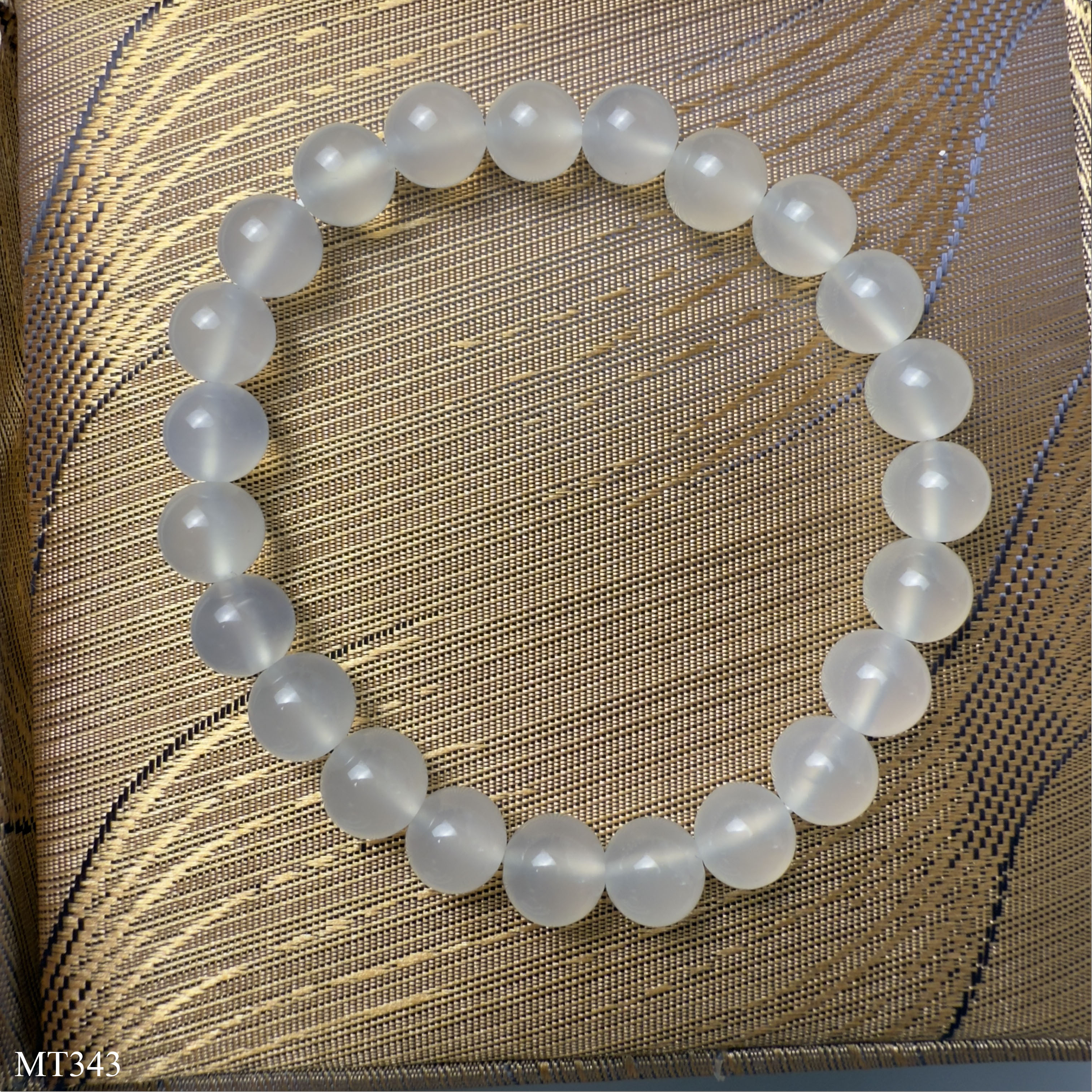 Vòng Mã Não Trắng Size 8ly – Đá Tự Nhiên Mang Lại Bình An và May Mắn