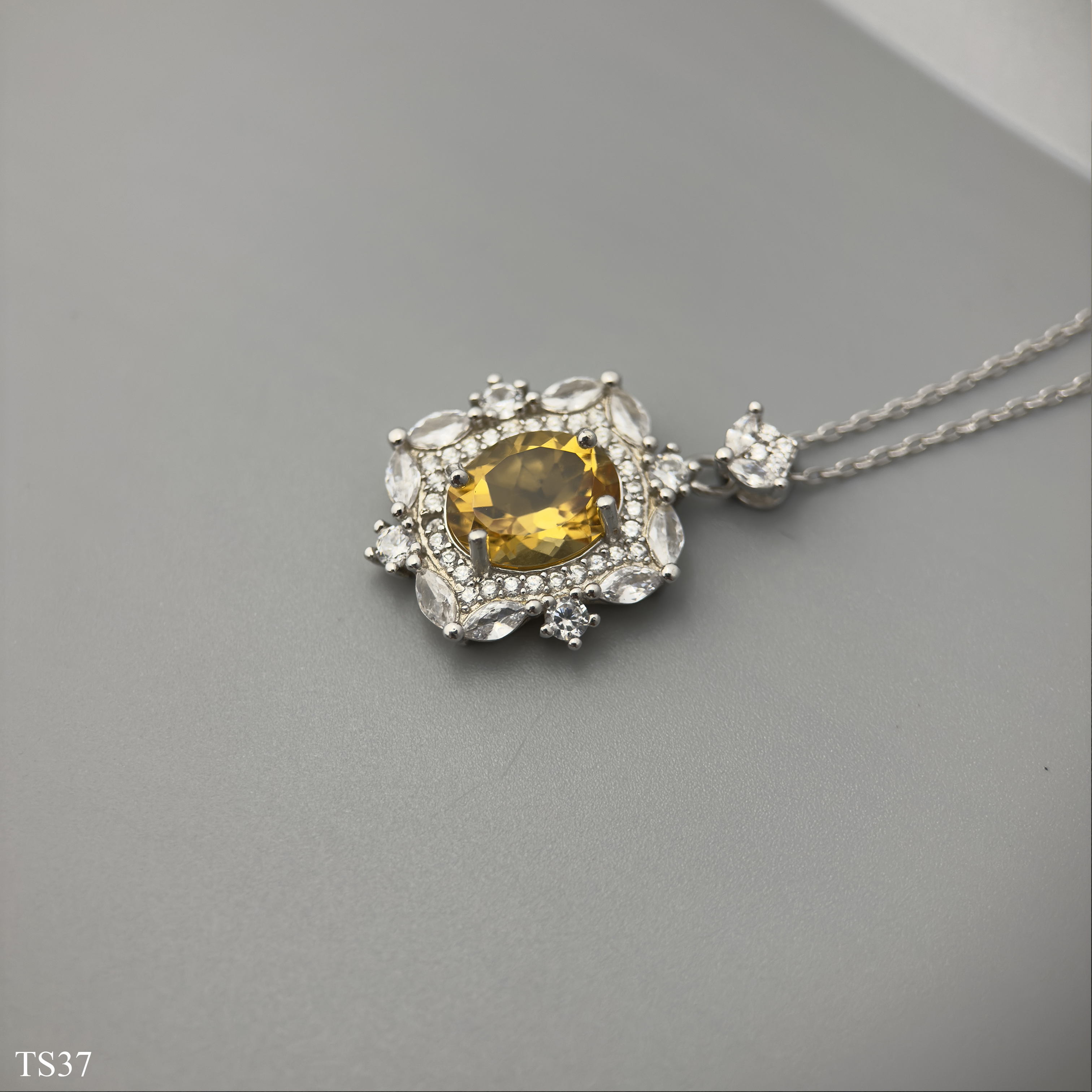 Dây Chuyền Bạc 925 Nữ Đính Đá Citrin Thạch Anh Vàng Tự Nhiên