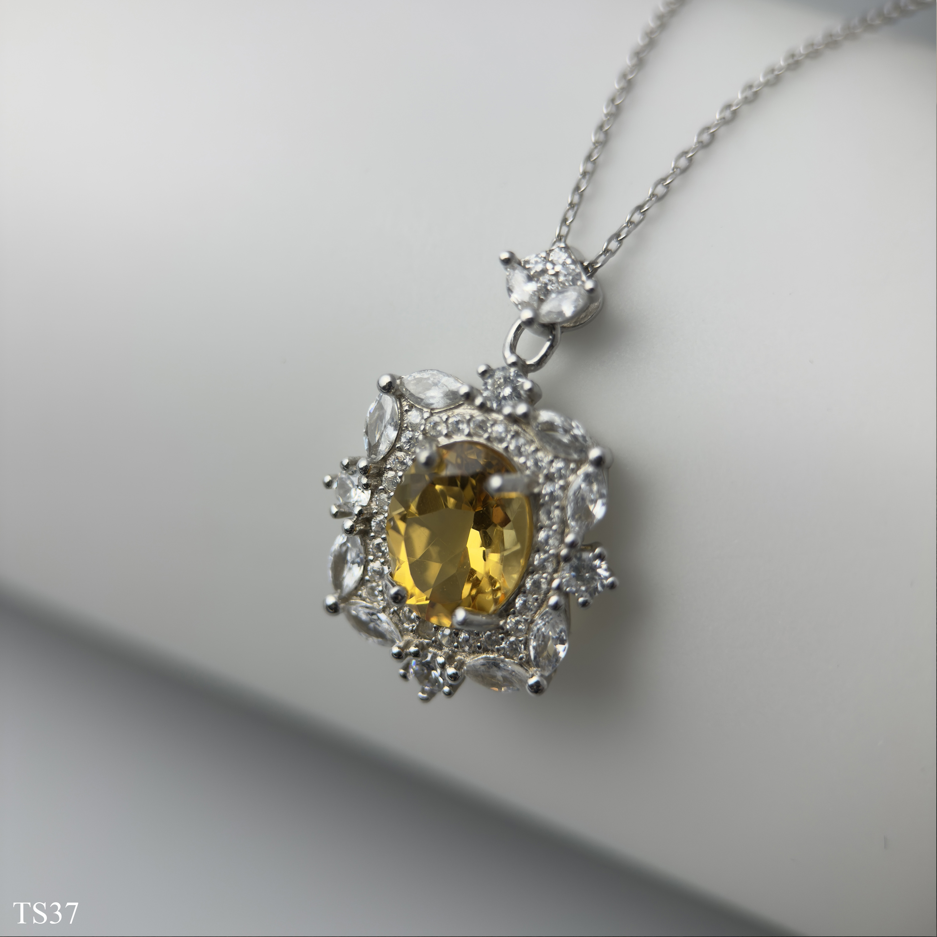 Dây Chuyền Bạc 925 Nữ Đính Đá Citrin Thạch Anh Vàng Tự Nhiên