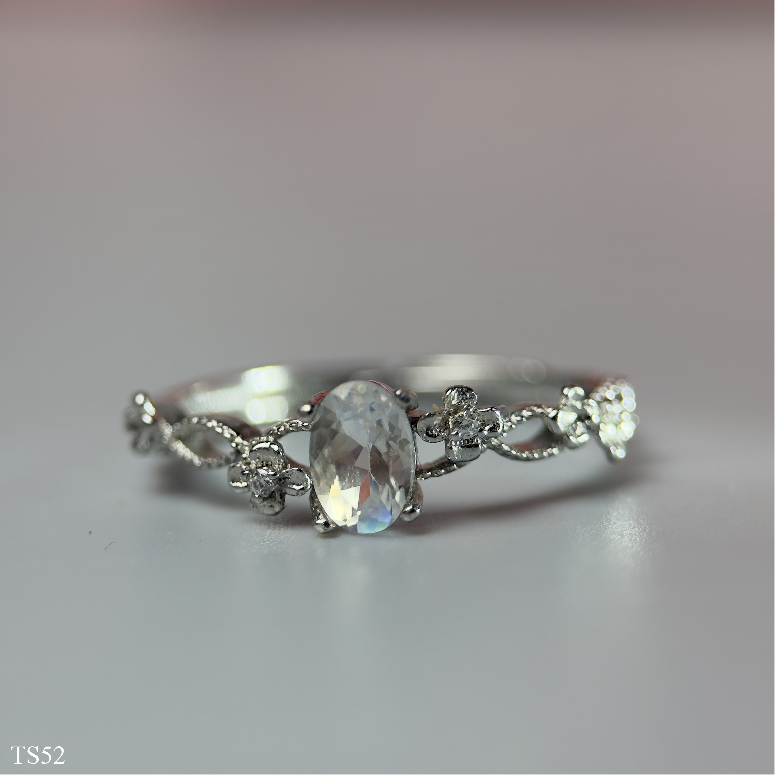 Nhẫn Đá Mặt Trăng Moonstone Bạc 925 Dành Cho Nữ