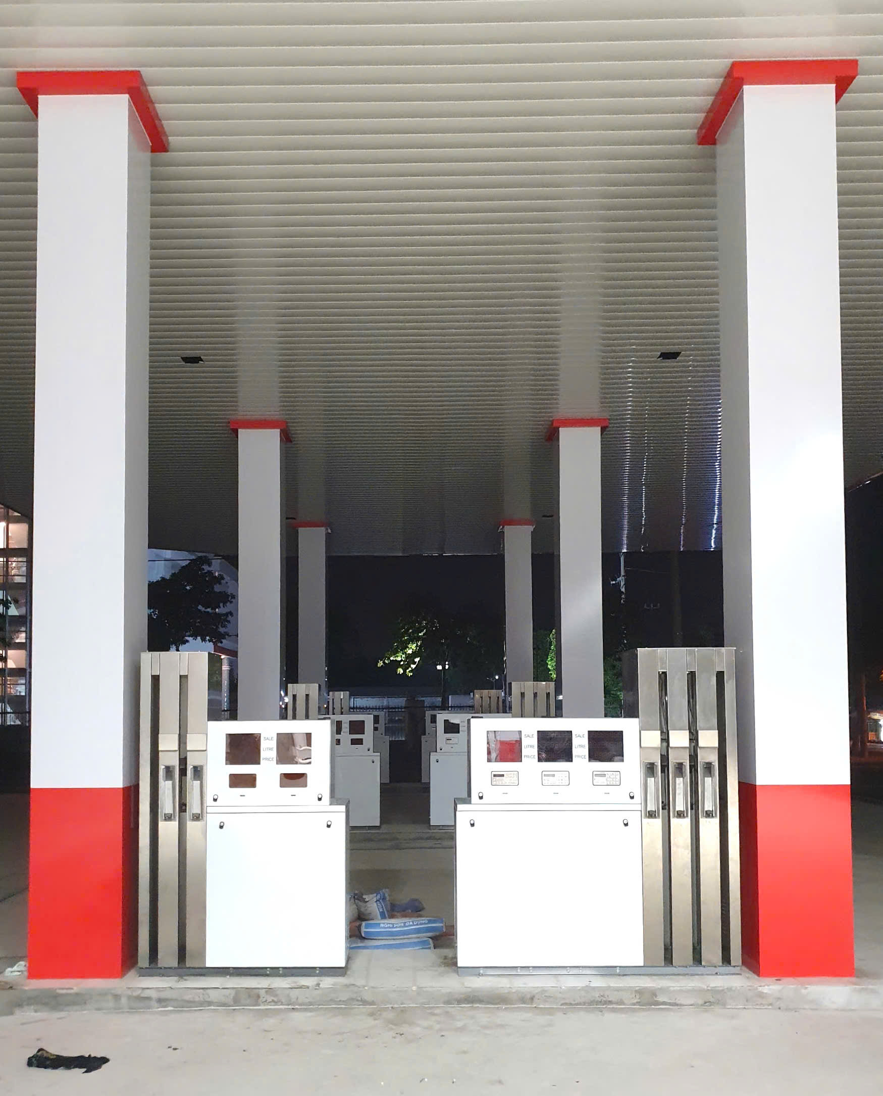 Lắp đặt, sữa chữa, tân trang, thay mới các trụ bơm xăng dầu, cột bơm xăng dầu điện tử