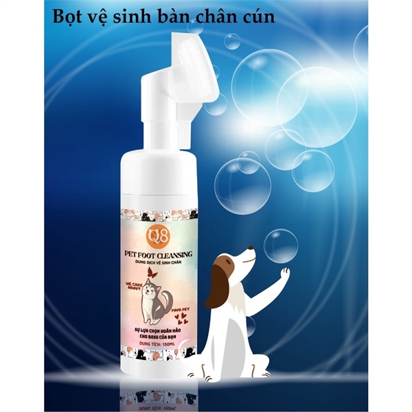 Bọt vệ sinh chân Q8 150ml