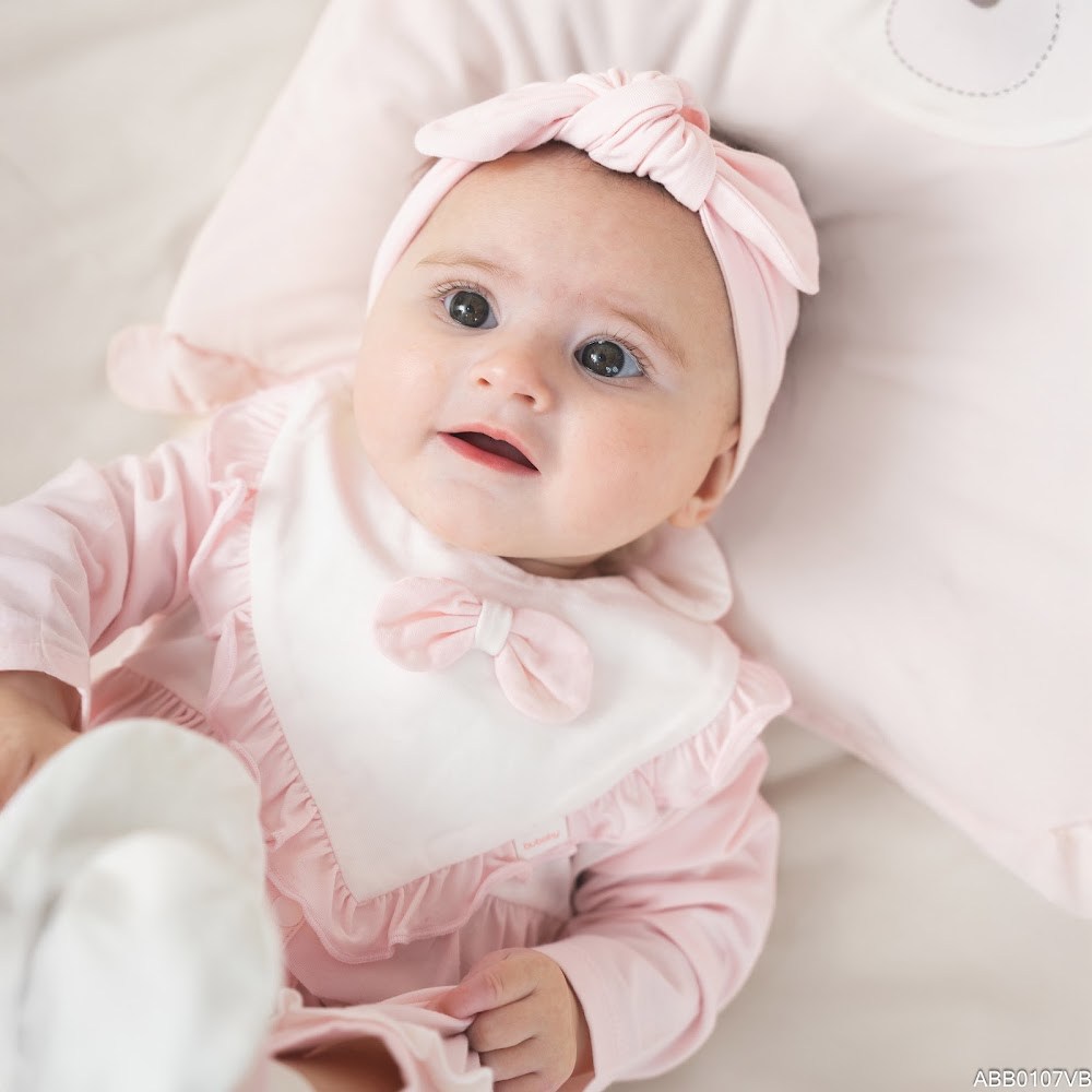 BU Baby Set phụ kiện Yếm cài lệch viền bèo, Băng đô, bao tay chân bé gái Bamboo ABB0 | Phụ kiện chính hãng
