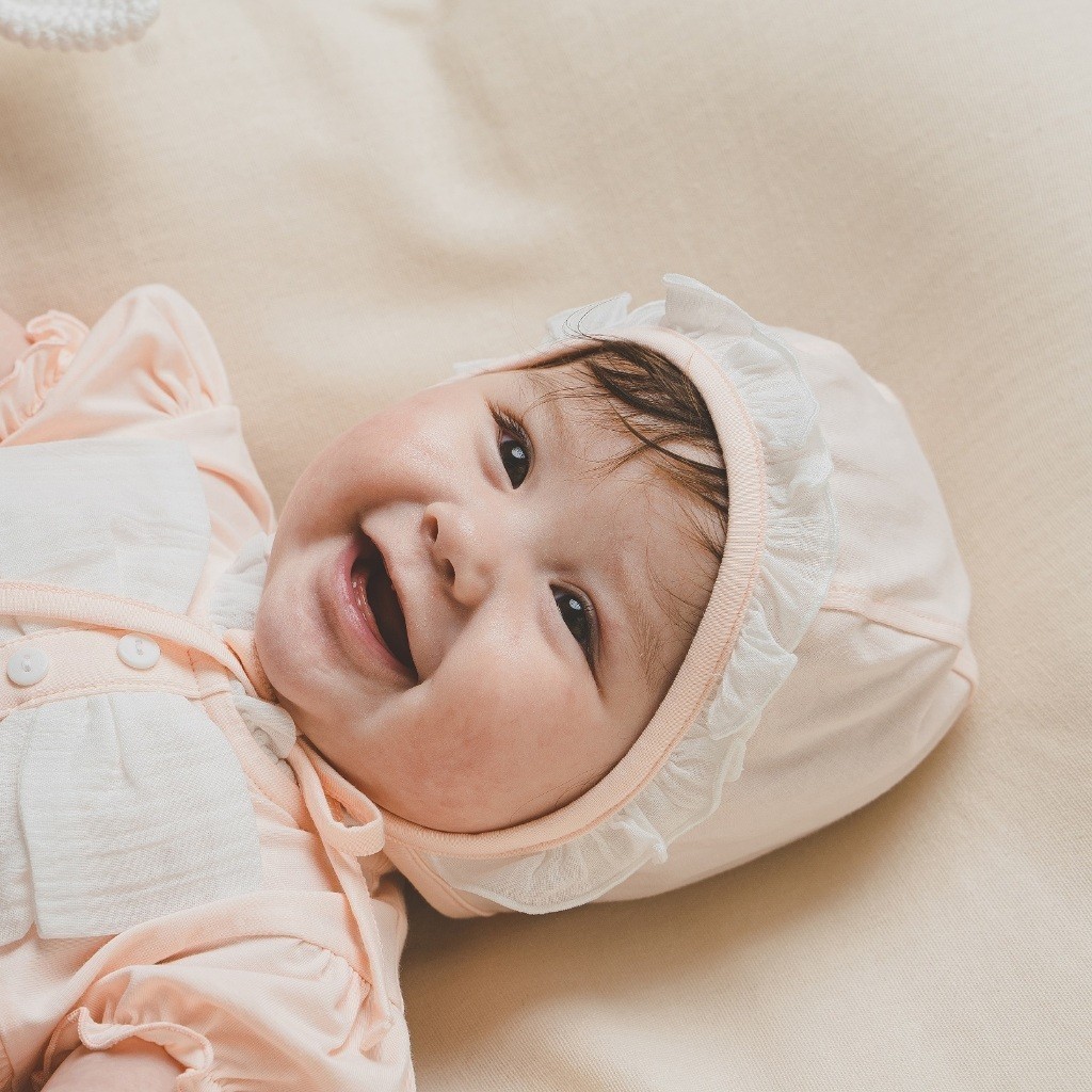 BU Baby Mũ buộc dây Bonnet Mimo nhún bèo sơ sinh dành cho bé gái - BU Modal Cotton ABC194300 | Phụ kiện chính hãng