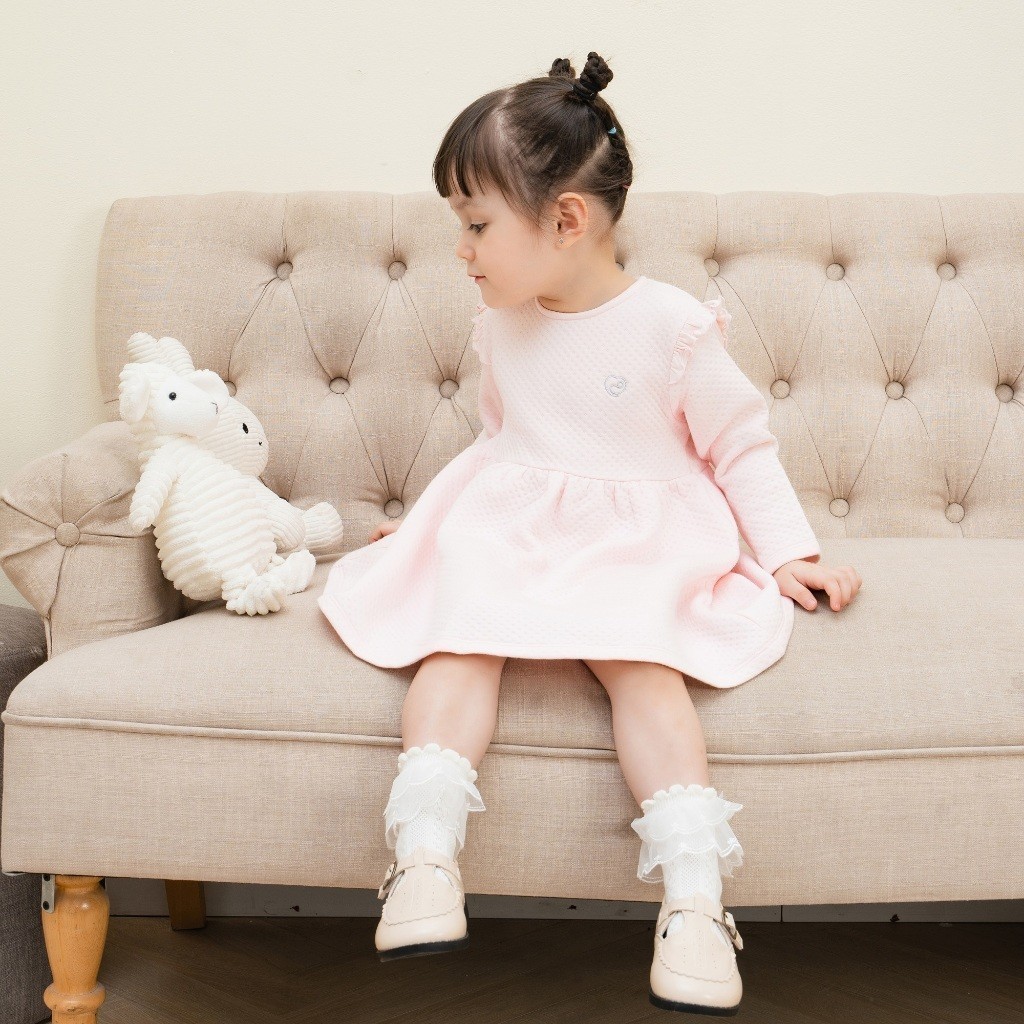 BU Baby Váy dài tay bèo ngực chần bông - BU Quilted BBS513900 | Bu Baby Chính Hãng