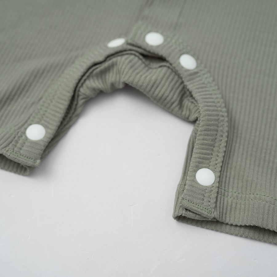 (1M-12M) Body đùi ngắn tay cài giữa Bé trai Bé gái - BSR230203 BSR230200 BSR230204 | Quần áo BU Baby chính hãng
