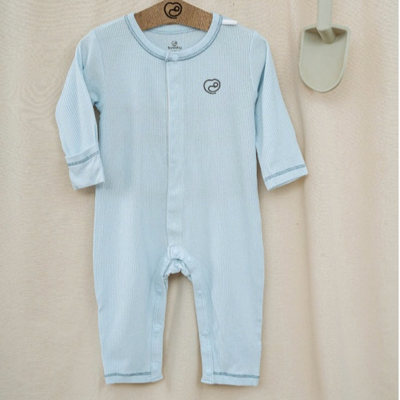 (NB-3M) Body dài tay cài giữa bé trai bé gái Bubaby Siro - BSR210205 | Quần áo BU Baby chính hãng