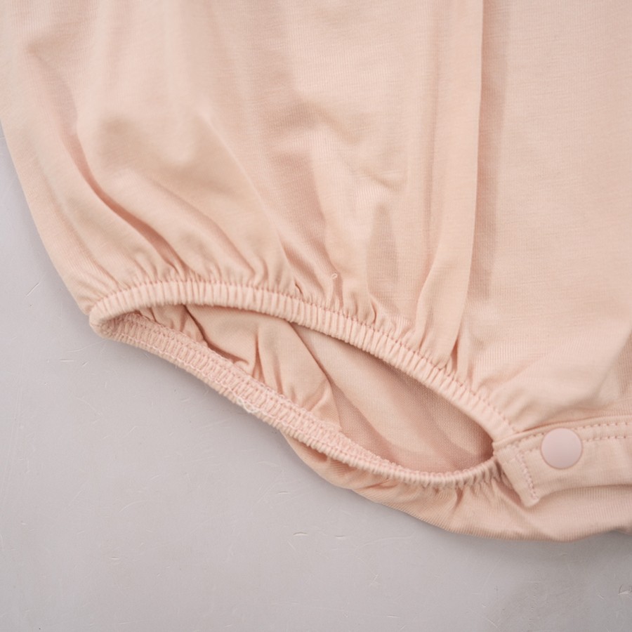 (1M-12M) Body chip ngắn tay cổ Peterpan Bubaby Bamco - BBC230300 | Quần áo BU Baby chính hãng