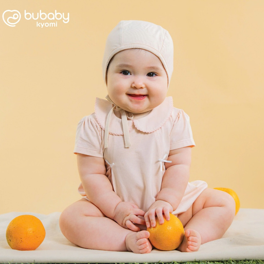 (1M-12M) Body chip ngắn tay cổ Peterpan Bubaby Bamco - BBC230300 | Quần áo BU Baby chính hãng