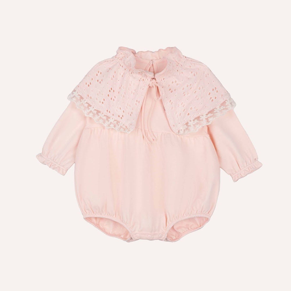 BU Baby (1M-12M) Set Body dài tay kèm cổ ren , cổ bèo bé gái mùa Thu êm Bubaby Cotton BCT2100CR | Hàng chính hãng