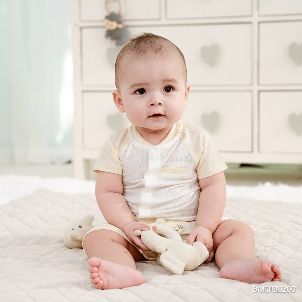 (0M-12M) Bộ ngắn tay cài giữa  BU Baby Molist BMD130200 | Bubaby chính hãng