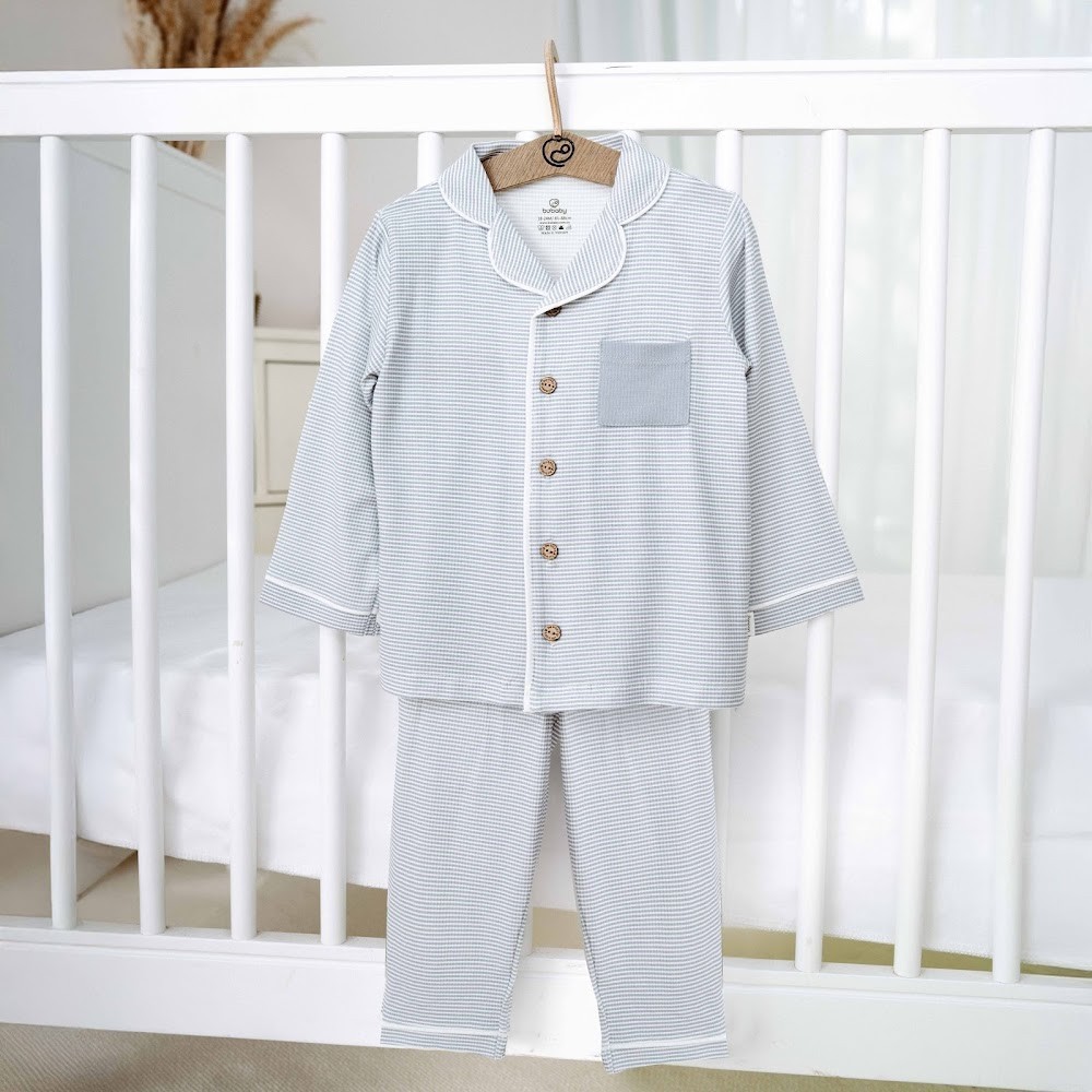 (18M-5Y) Bộ dài tay cài giữa Pijama mặc ở nhà, đồ ngủ BU Baby Siro BSR1102PJ | Quần áo Bubaby chính hãng