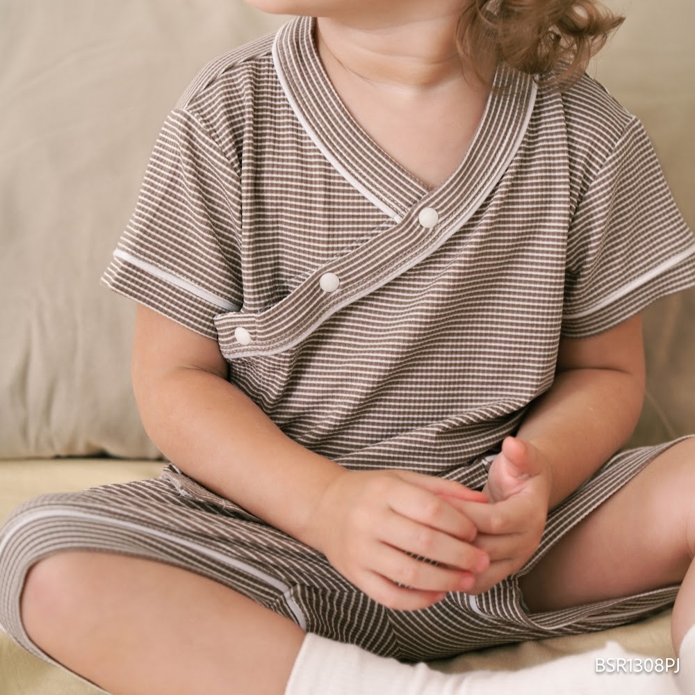 (6M-18M) Bộ ngắn tay cài chéo Pijama mặc ở nhà, đồ ngủ cho bé BU SIro BSR1308PJ | Quần áo Bubaby chính hãng