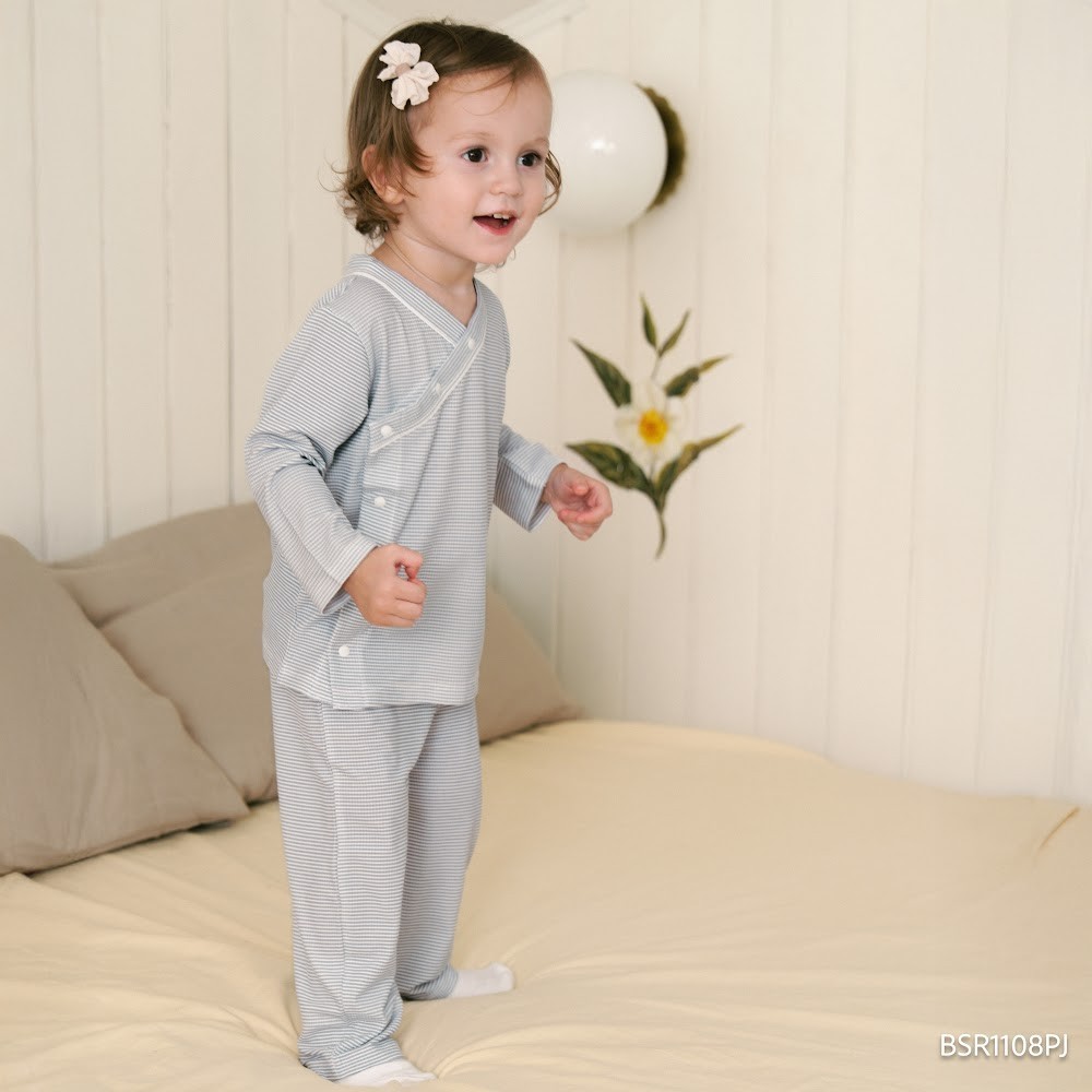 (6M-18M) Bộ dài tay cài chéo Pijama mặc ở nhà, đồ ngủ cho bé  BU Siro BSR1108PJ | Quần áo Bubaby chính hãng