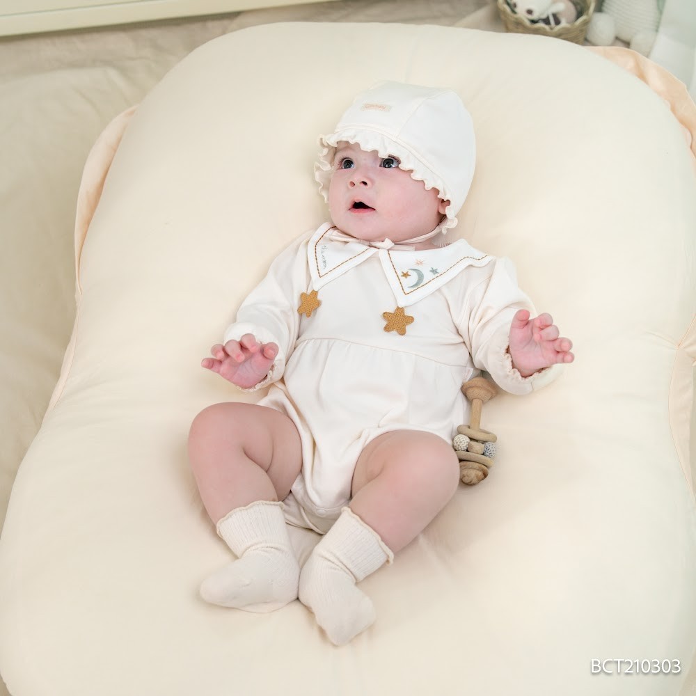 (1M-12M) Body chip dài tay cổ Peterpan Cotton bé gái Mùa Thu nhẹ Bubaby BCT210303 BCT2103BG | Quần áo chính hãng