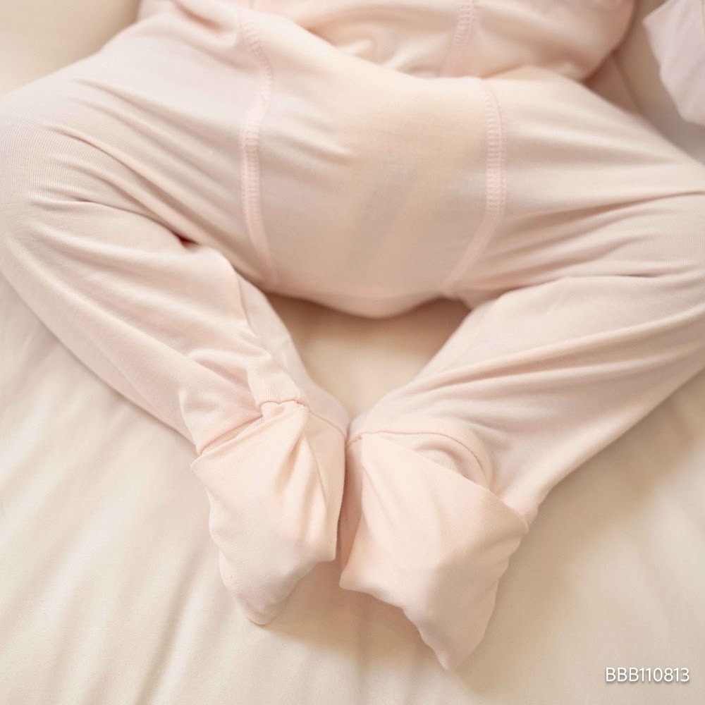 (NB-3M) Bộ dài tay cài chéo bé gái bao tay chân lật BU Baby Bambus BBB110813 | Quần áo Bubaby chính hãng