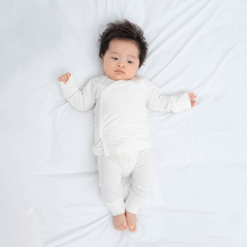 BU Baby (NB-6M) Bộ dài tay cài chéo Bao tay chân Lật Bambus BBB110800 | Quần áo Chính hãng