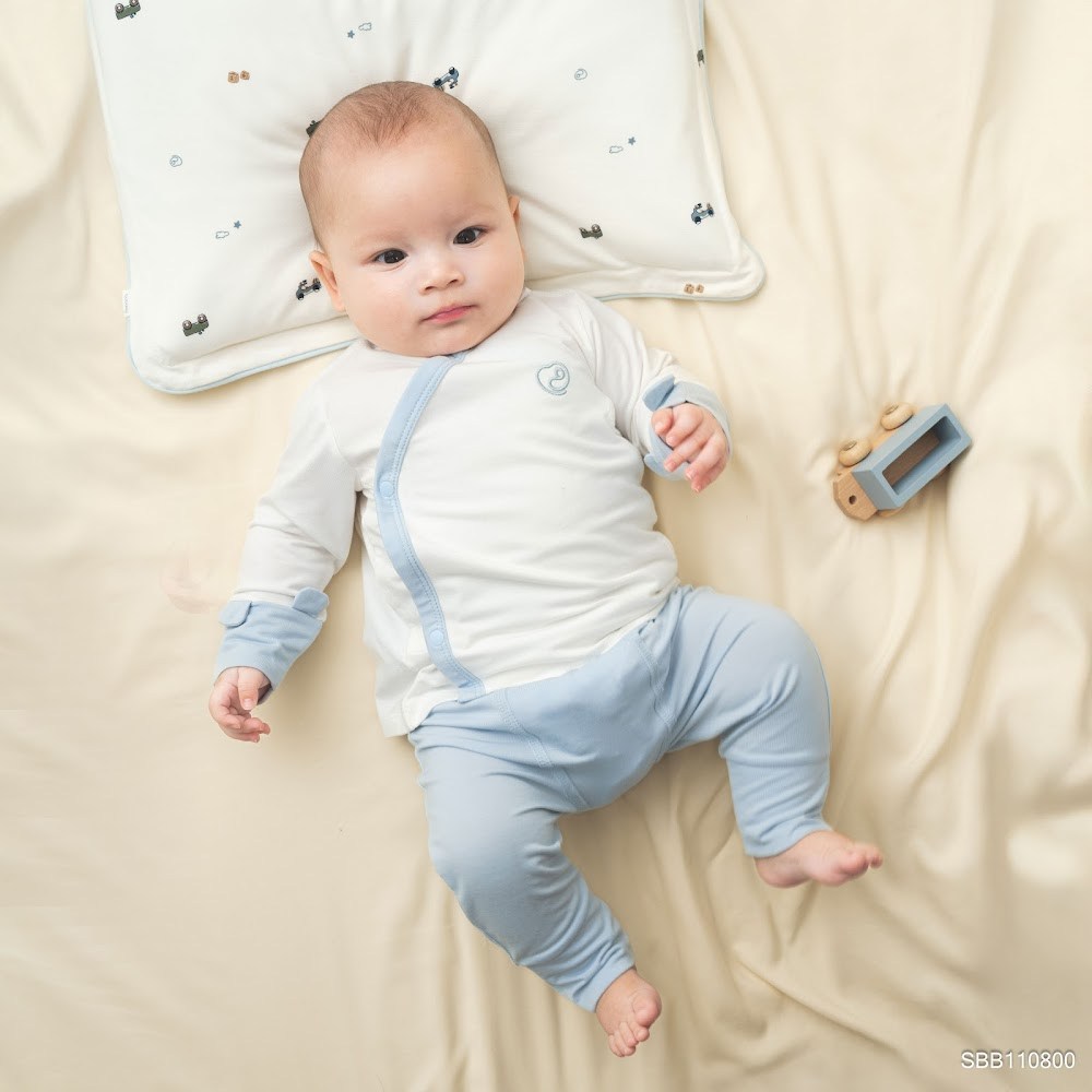 BU Baby (NB-3M) Bộ dài tay cài chéo vải tre kháng khuẩn Bambus SBB110800 | Quần áo Chính hãng