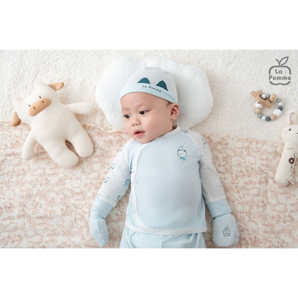 LaPom Bộ dài tay cúc lệch La Pomme phối họa tiết dễ thương - Đồ sơ sinh cho bé - Đồ sơ sinh bé trai bé gái