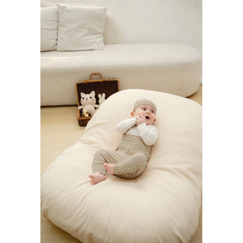 (0-3M) Bộ dài tay cài chéo Bu Baby BBB1108IN Bambus Iconic 2 sợi tre mềm mát, kháng khuẩn, kiểm soát nhiệt độ