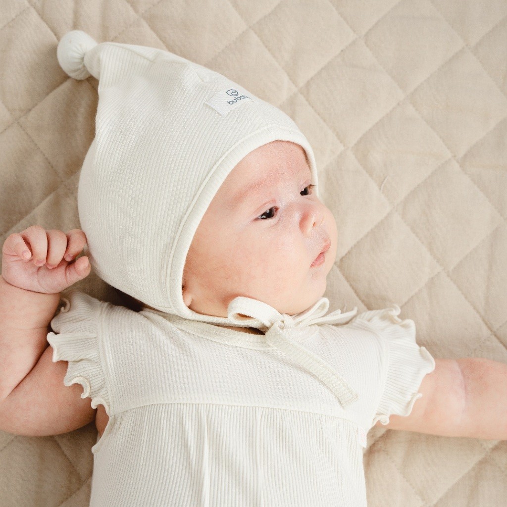 Mũ Sơ Sinh cho bé buộc dây Quả bông Bonnet, chất liệu Siro Cotton BuBaby ASR1943QB| Phụ kiện BuBaby chính hãng