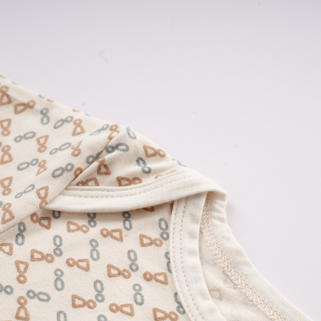 (0-12M) Bodychip ngắn tay cổ chồm BBB2305NS Iconic cho bé sơ sinh vải sợi tre mềm mại - Bambus  | Bubaby sơ sinh