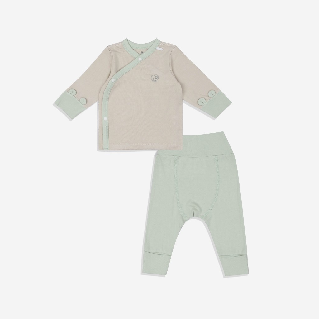 (NB-3M) Bộ dài tay cài chéo sơ sinh sợi tre BU Bambus BBB1108FF | Quần áo BU Baby chính hãng