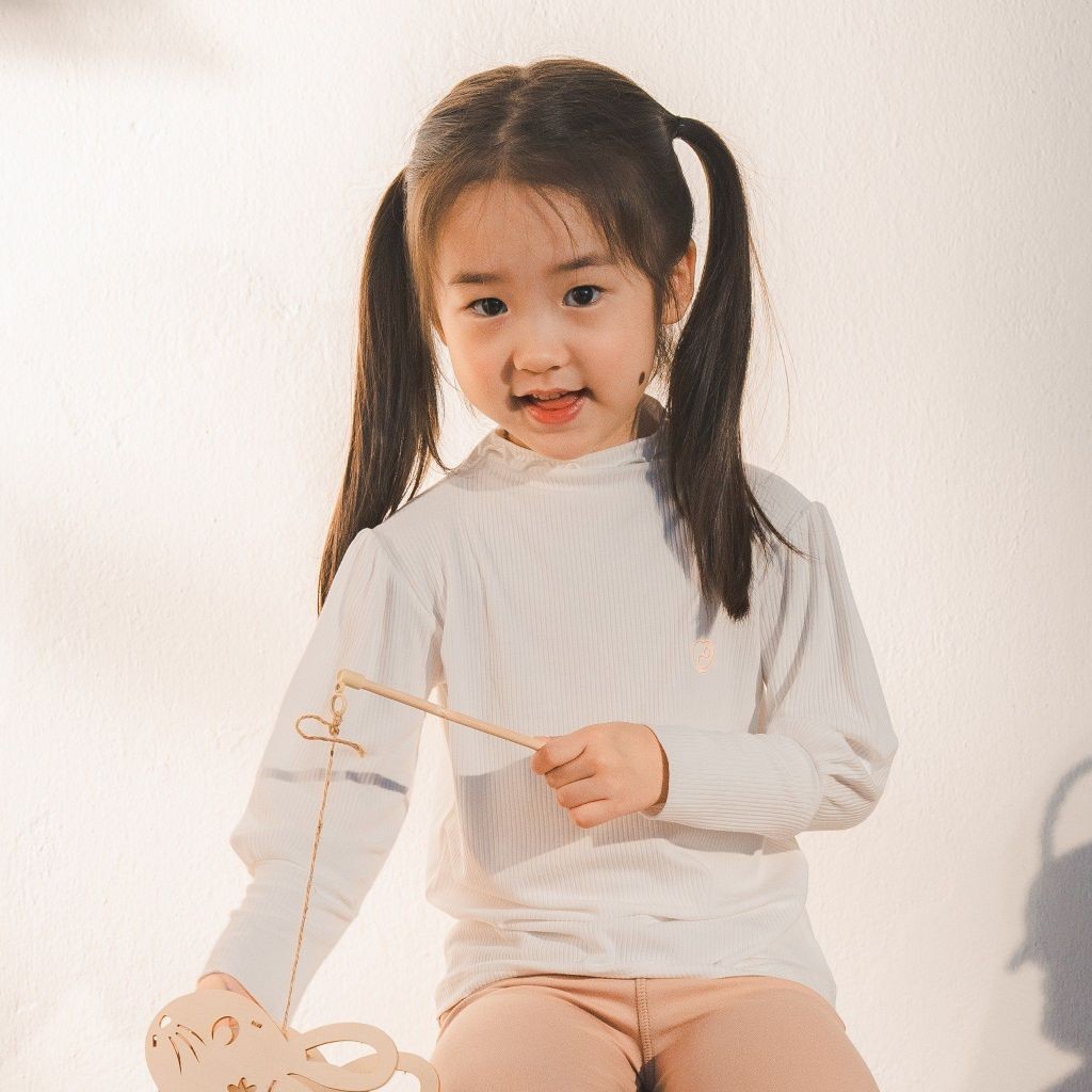 (6M-5Y) Áo Dài tay bồng Cổ cao bèo BU Molist BMD310905 Bubaby bé trai – Bubaby bé gái – Quần áo Bubaby