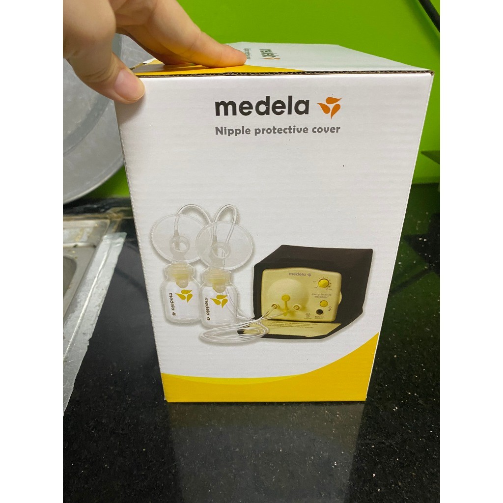 Máy hút sữa điện đôi Medela Pump In Style Advanced Tặng kèm Áo hút sữa [Bảo Hành 24 tháng]