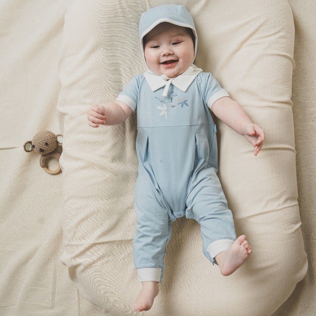 (0-12M) Bộ đồ liền thân ngắn tay cổ Peterpan Kyomi cho bé  - BBC230301 | Quần áo BuBaby chính hãng