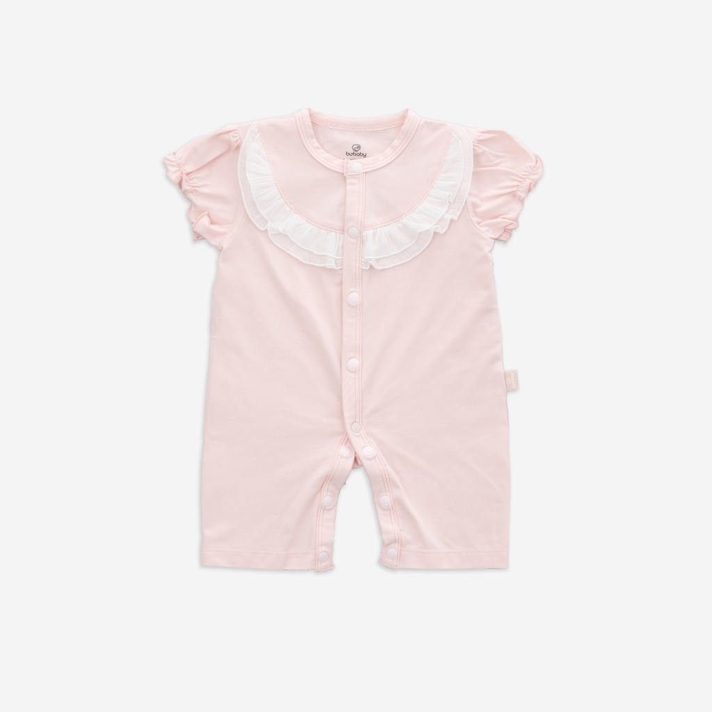 (1-9M-Nâu sữa) Bộ đồ liền thân ngắn tay cài giữa Bèo ngực cho bé gái - BU Signature BBC2302BN - Bubaby sơ sinh