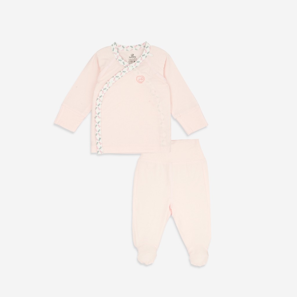 (NB - Blue) Bộ dài tay cài chéo Iconic sợi tre co giãn thoải mái thuận tiện cho bé BuBaby BBB1108NS - Quần áo BuBaby