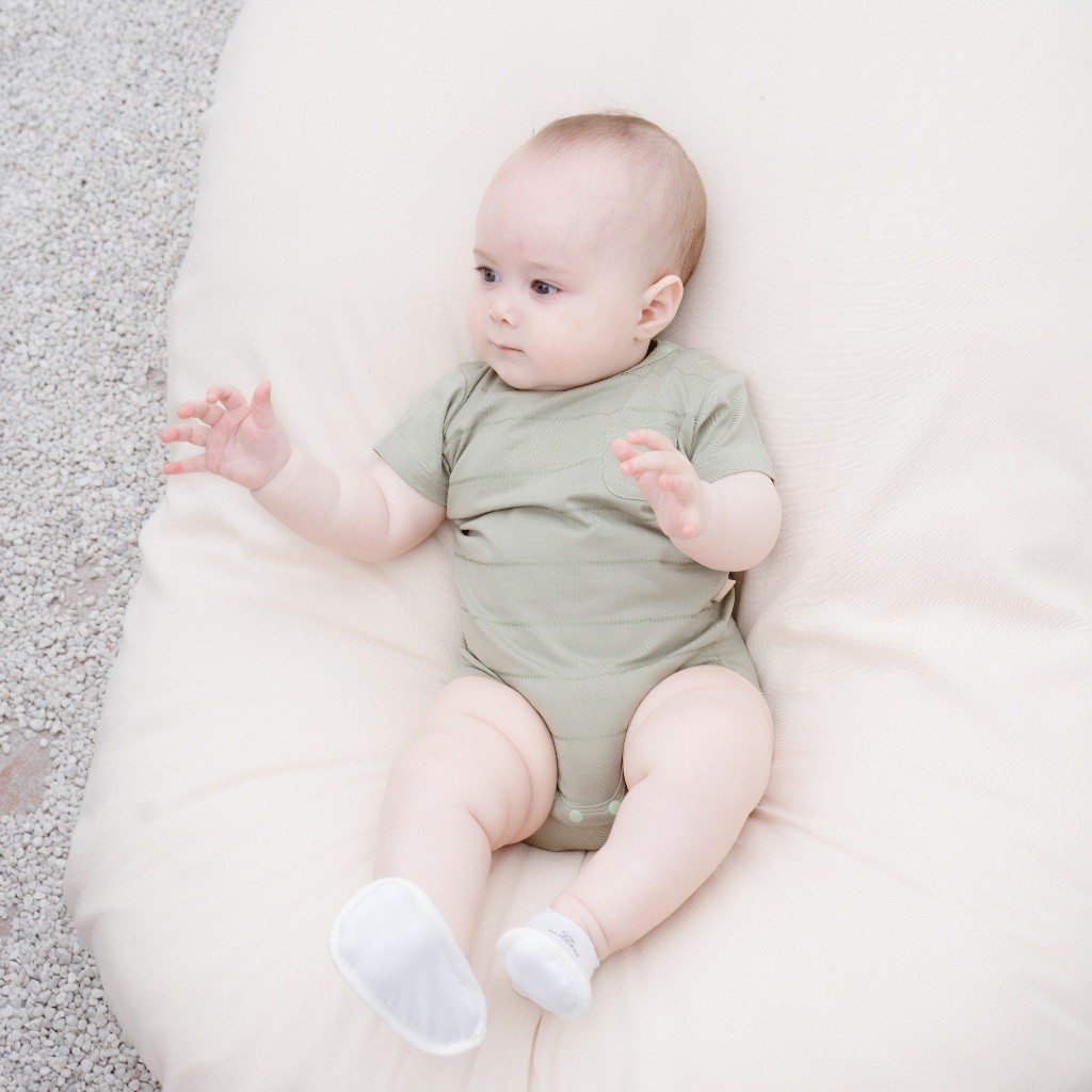 (0M - 12M) Bodychip ngắn tay cài vai Muda cho bé sơ sinh  - Kyomi BBC2301MD | BuBaby sơ sinh