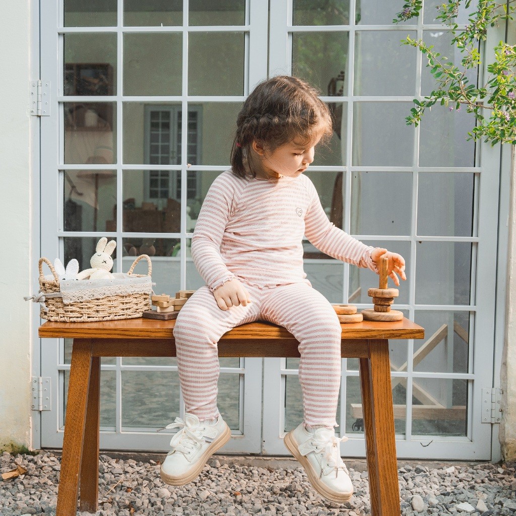 (1Y-5Y) Bộ quần áo dài tay Cổ tròn bèo BSR1104ST Siro Stripy - Bu baby bé trai – Bubaby bé gái – Quần áo Bubaby