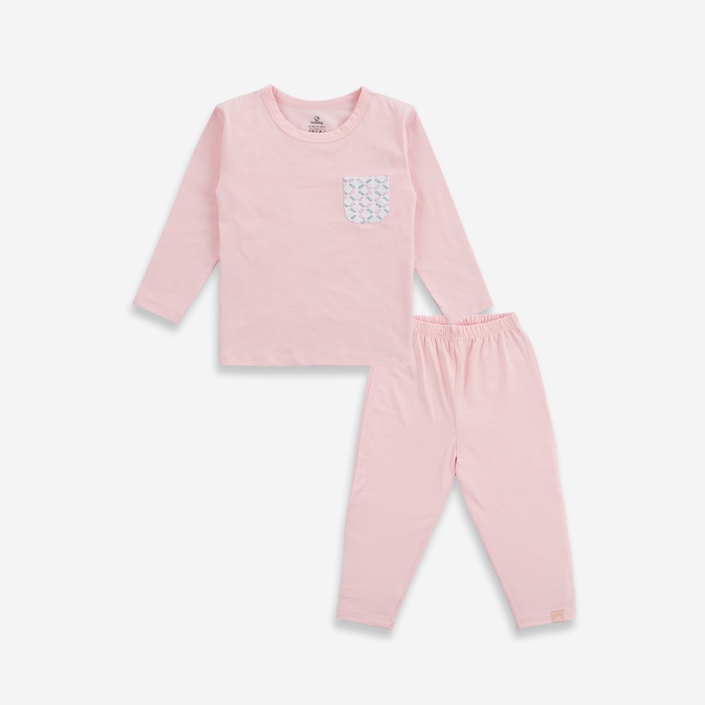 (6M-5Y) Bộ quần áo dài tay cổ tròn BBC110402 Iconic Bu baby bé trai - Bu baby bé gái - Signature  | Quần áo Bu baby