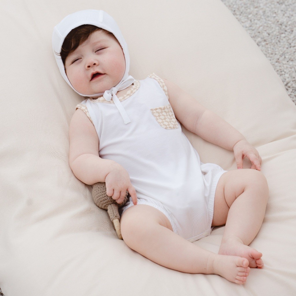 (1M-12M) Bộ đồ liền thân sát nách cổ tròn Túi ốp Bambus Iconic 2 - Bambus BBB2404A1 | Quần áo chính hãng BuBaby