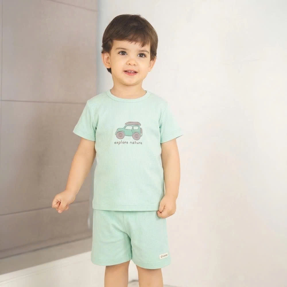 (6M-5Y) Bộ quần áo ngắn tay cổ tròn thoáng mát mềm mịn mặc hè bé trai bé gái Bubaby Viscose IVS1304