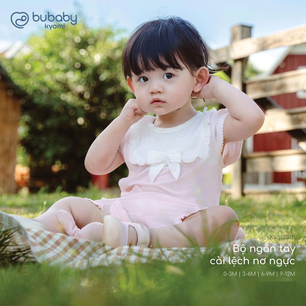 (0-12M) Bộ quần áo ngắn tay cài lệchbé trai bé gái mềm mát vải co giãn - KVS130| BU Baby chính hãng