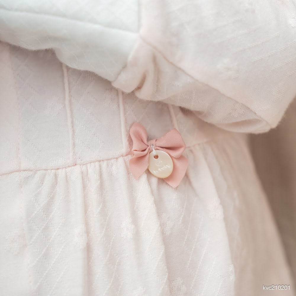 BU Baby (0M-6M) Body dài tay cài giữa cổ Peter Pan Viscose Cotton KVC210201 |Body sơ sinh chính hãng