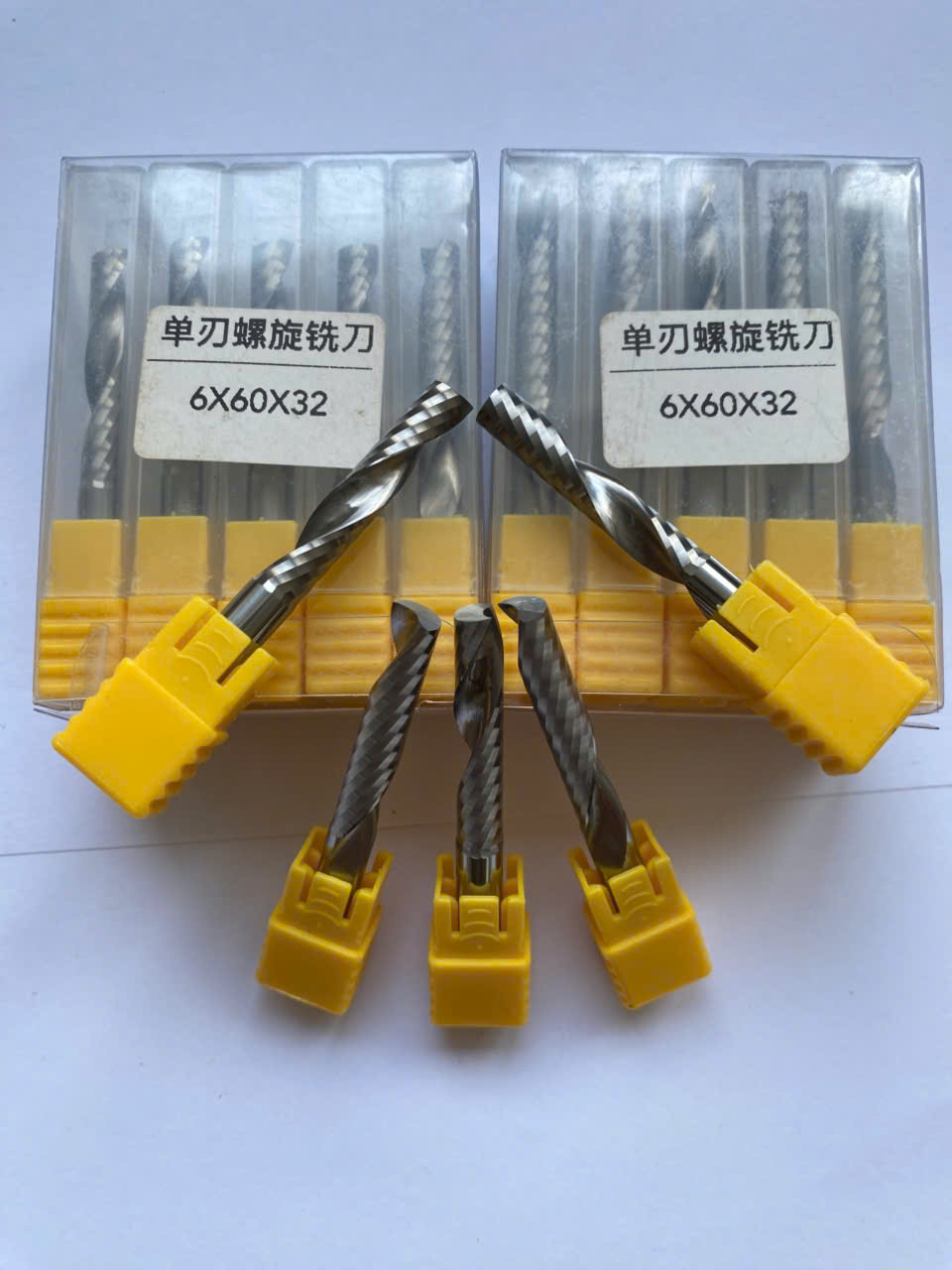 Dao cắt xoắn 1 me 6x60